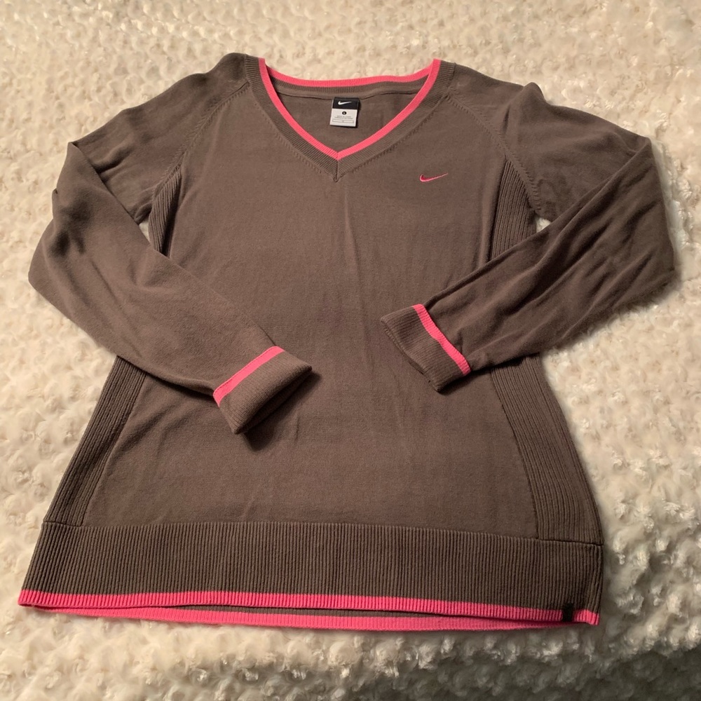 Nike L sweater brown with pink stripe detailing